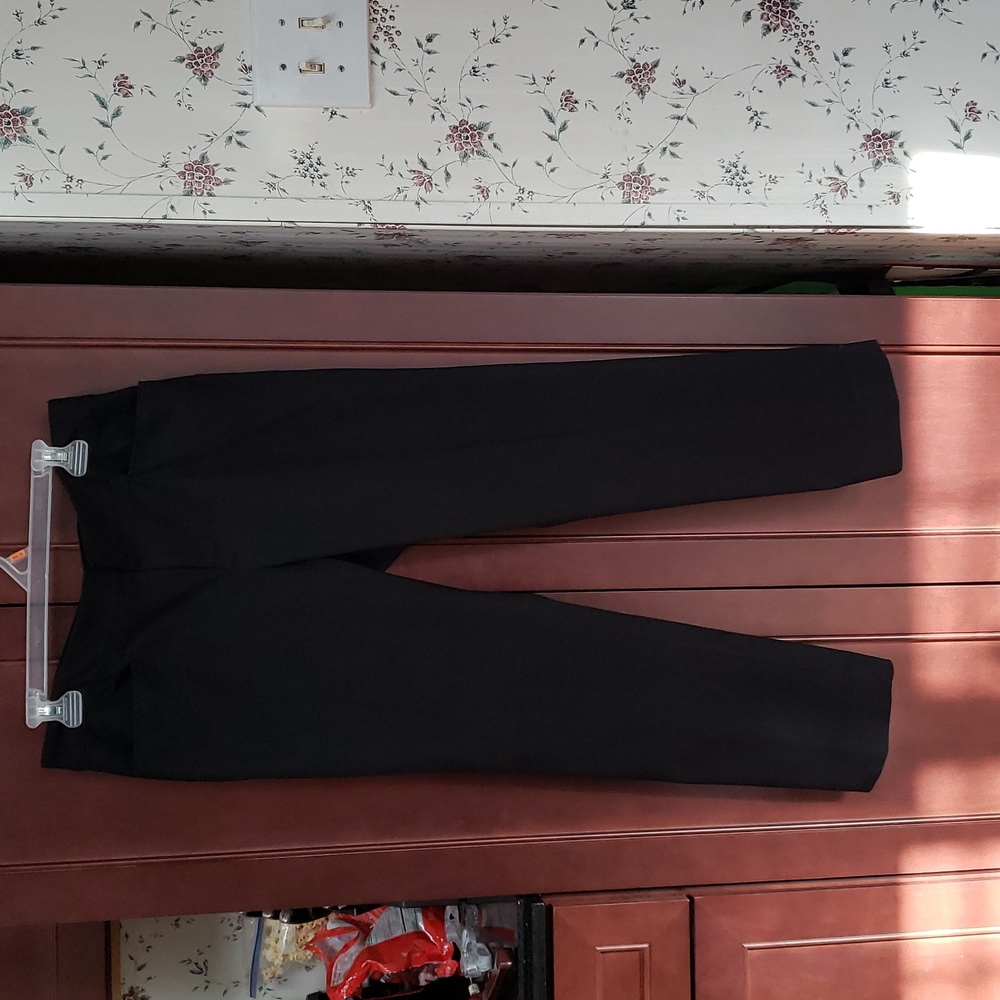 HOST PICK. Women's Chaps Black Dress Pants Size 12P